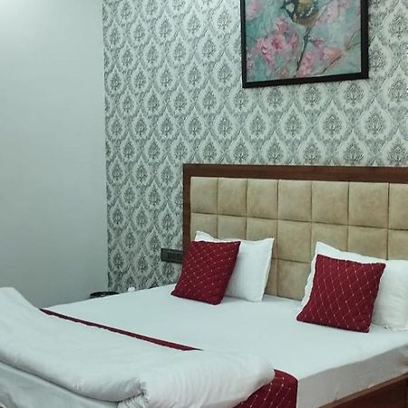 The Singhasan Nd Saffron Hotel Jind Exteriér fotografie