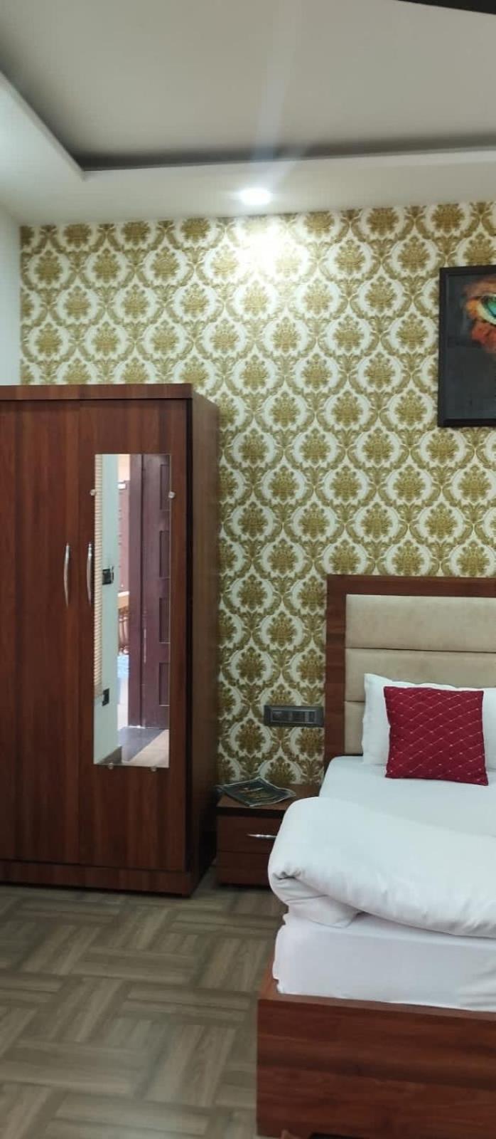The Singhasan Nd Saffron Hotel Jind Exteriér fotografie
